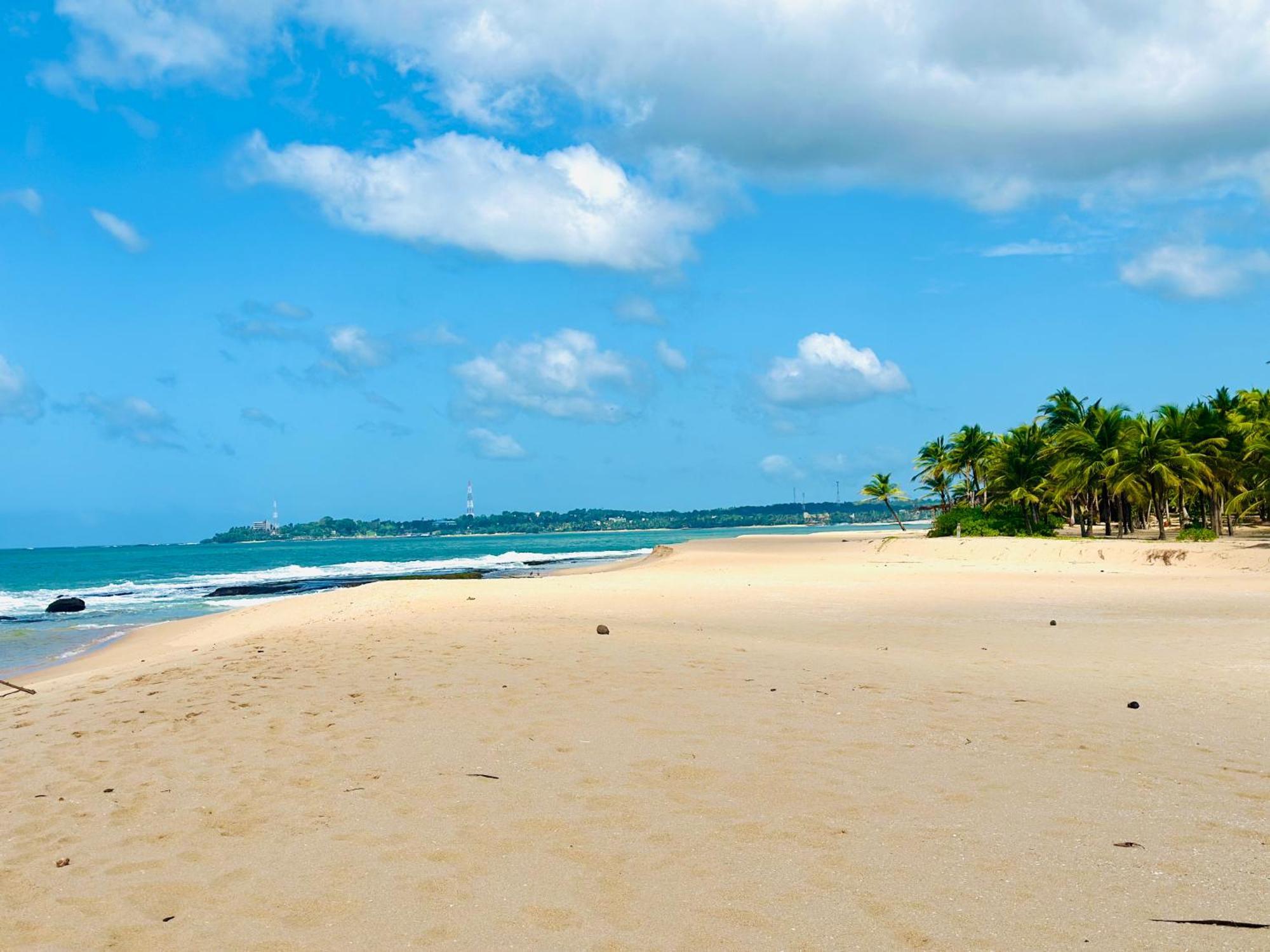 The Triangle Tangalle Exterior foto